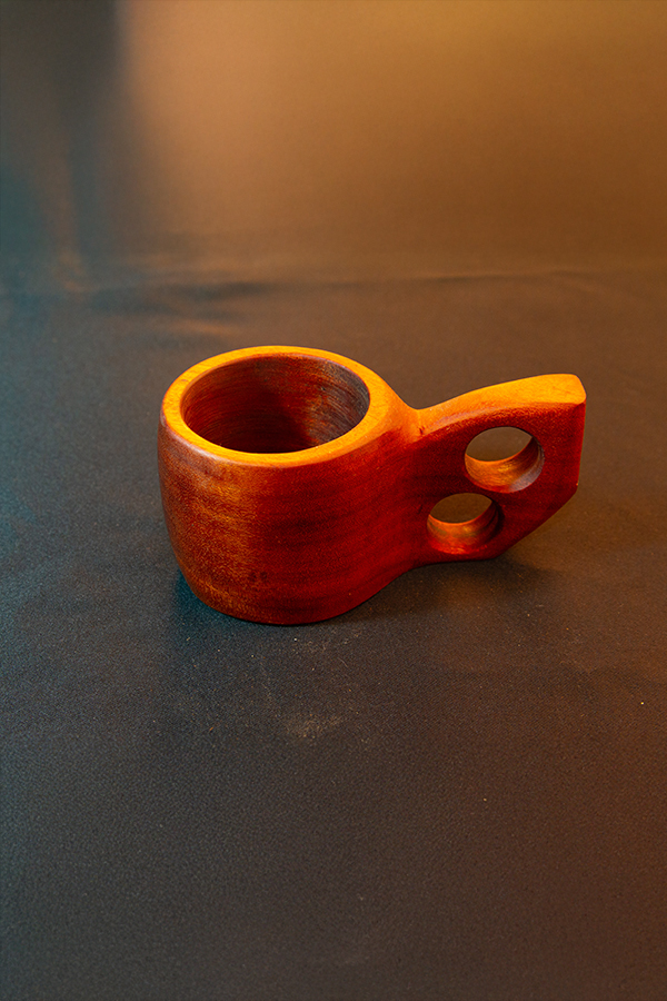 Tanto Bushcraft El Yapımı Maun Kuksa – Zarif ve Dayanıklı Ahşap Kamp Kupası